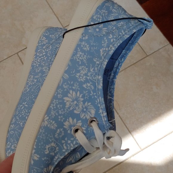 Falls Creek Women's Viv Floral Casual Shoe, Blue, Sz 11 - Picture 11 of 11